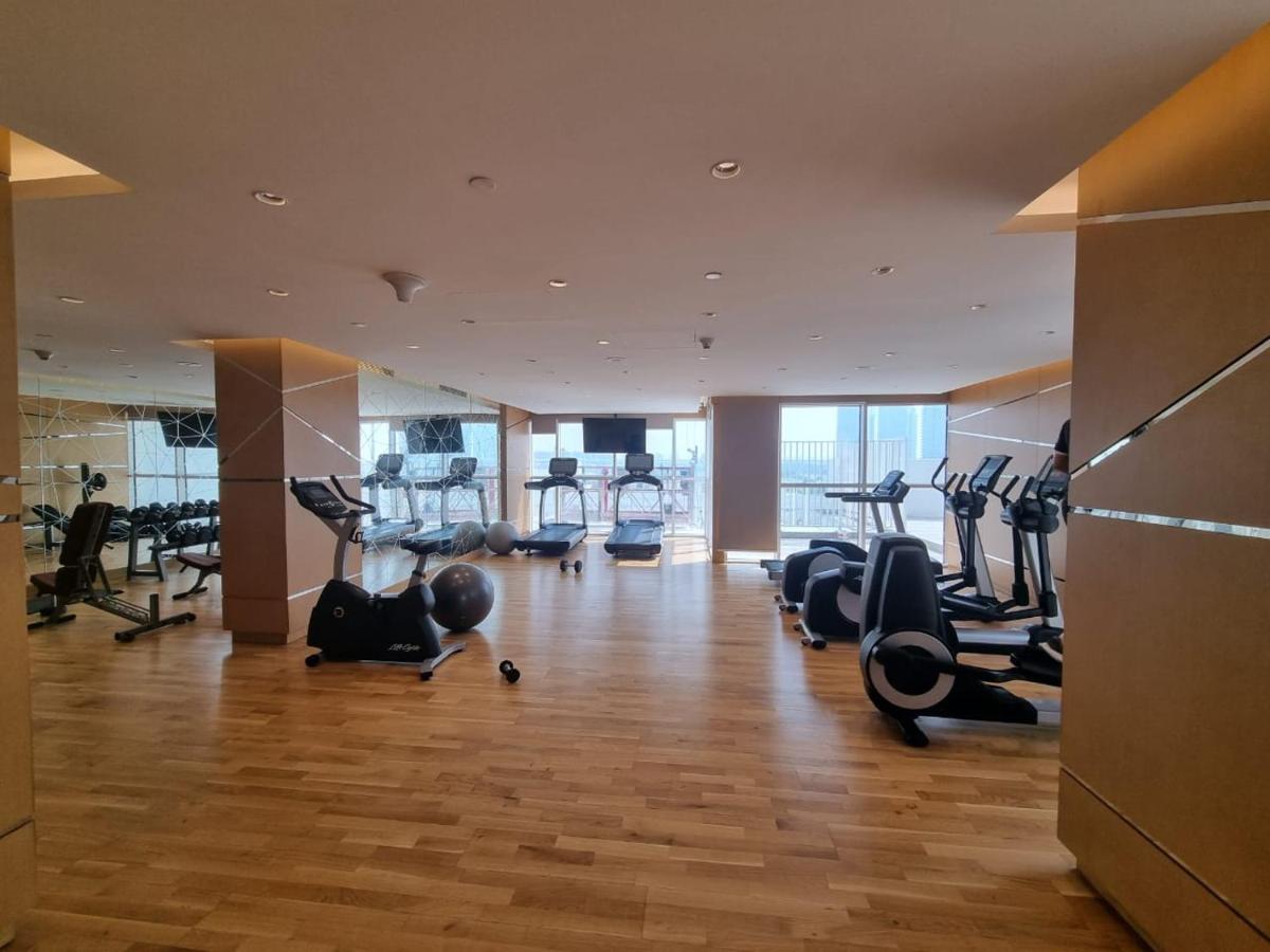 Apartment Immaculate 1br At Carson C Dubai